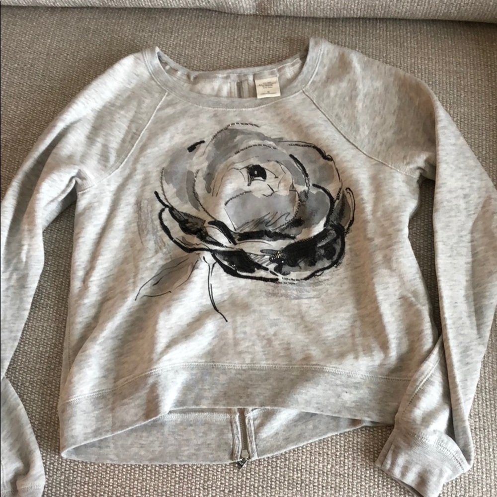 Abercrombie Fitch grey sweatshirt M